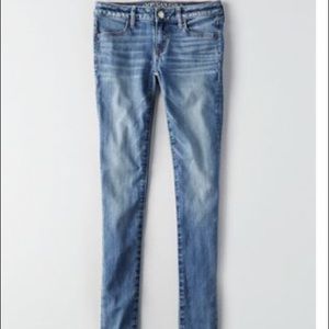 American Eagle Lightwash Jegging